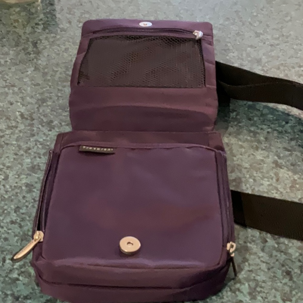 Electronics Travel Bag View 4